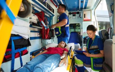 Biztonság és szakértelem – Mi rejtőzik a modern betegszállító járműben?